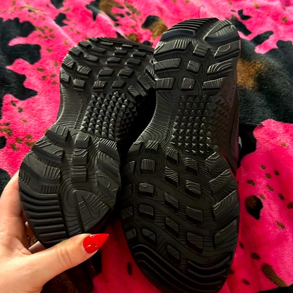 Nike react shoes - Picture 6 of 6